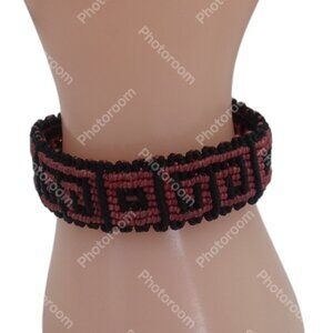 Unisex Bracelet Woven Macrame Thread Labyrinth Designs